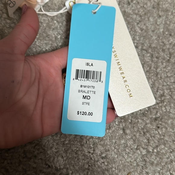 Beach Bunny ISLA bikini NWT TOP ONLY REVERSIBLE - Picture 5 of 5